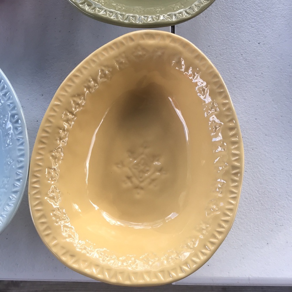 Pottery barn Charlotte set of 4 egg bowls - Picture 4 of 10